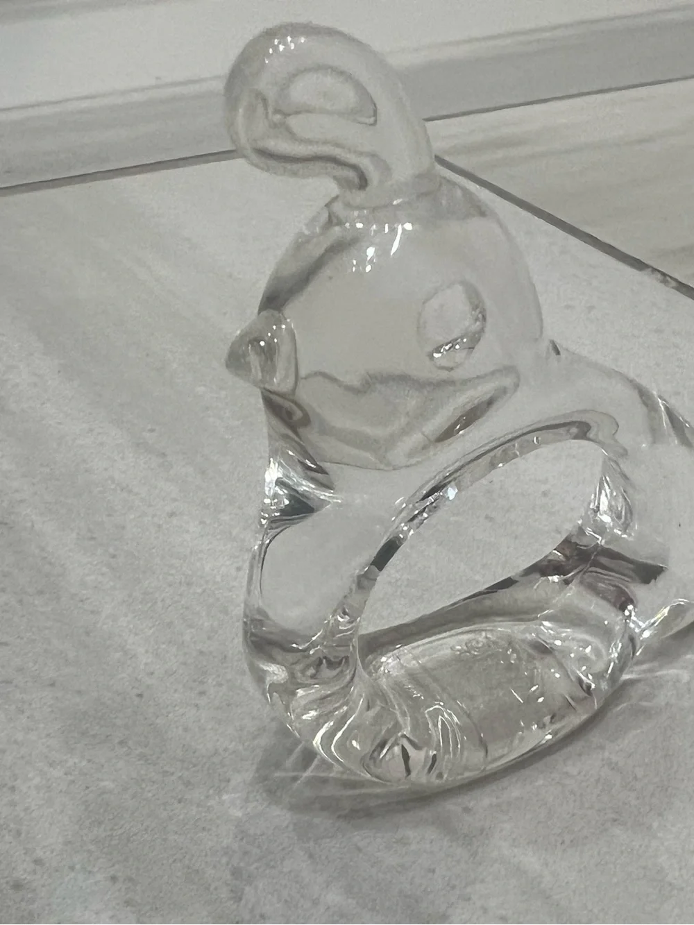Partridge Quail Napkin Rings By Bijan in Clear Lucite Set of 8 Vintage 70s